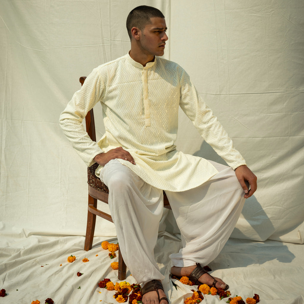 Cream Ethnic Motifs Embroidered Mirror Work Cotton Kurta