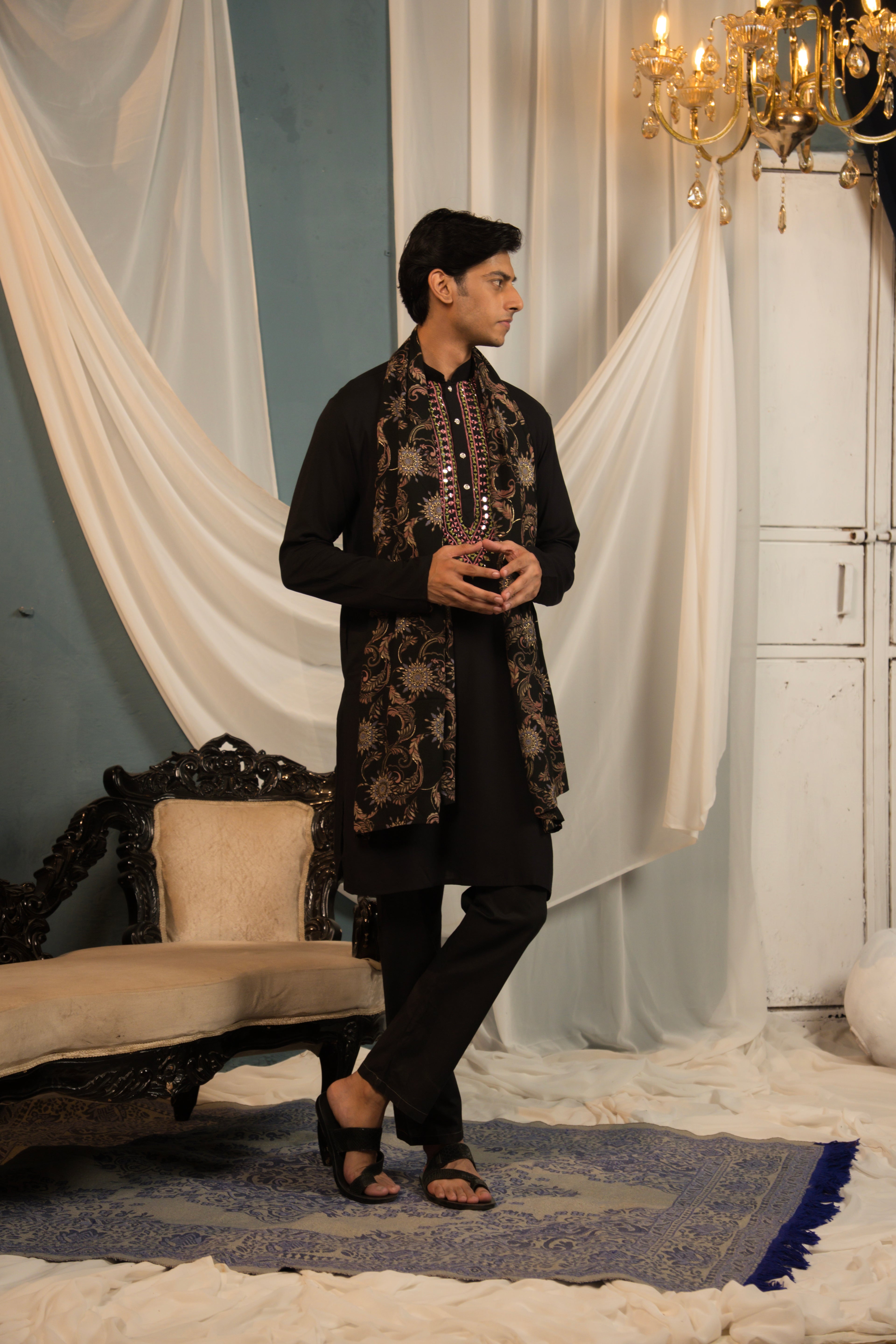 Black Mirror-Work Kurta Set
