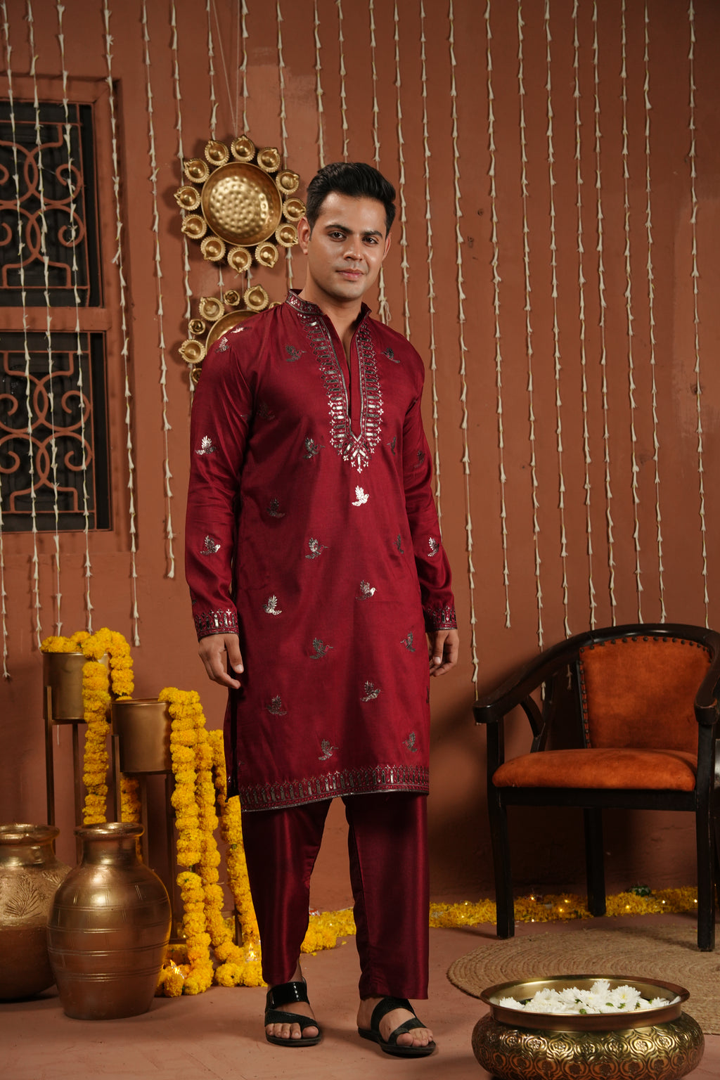 Rouge Royale — Mirror-Embroidered Silk Kurta