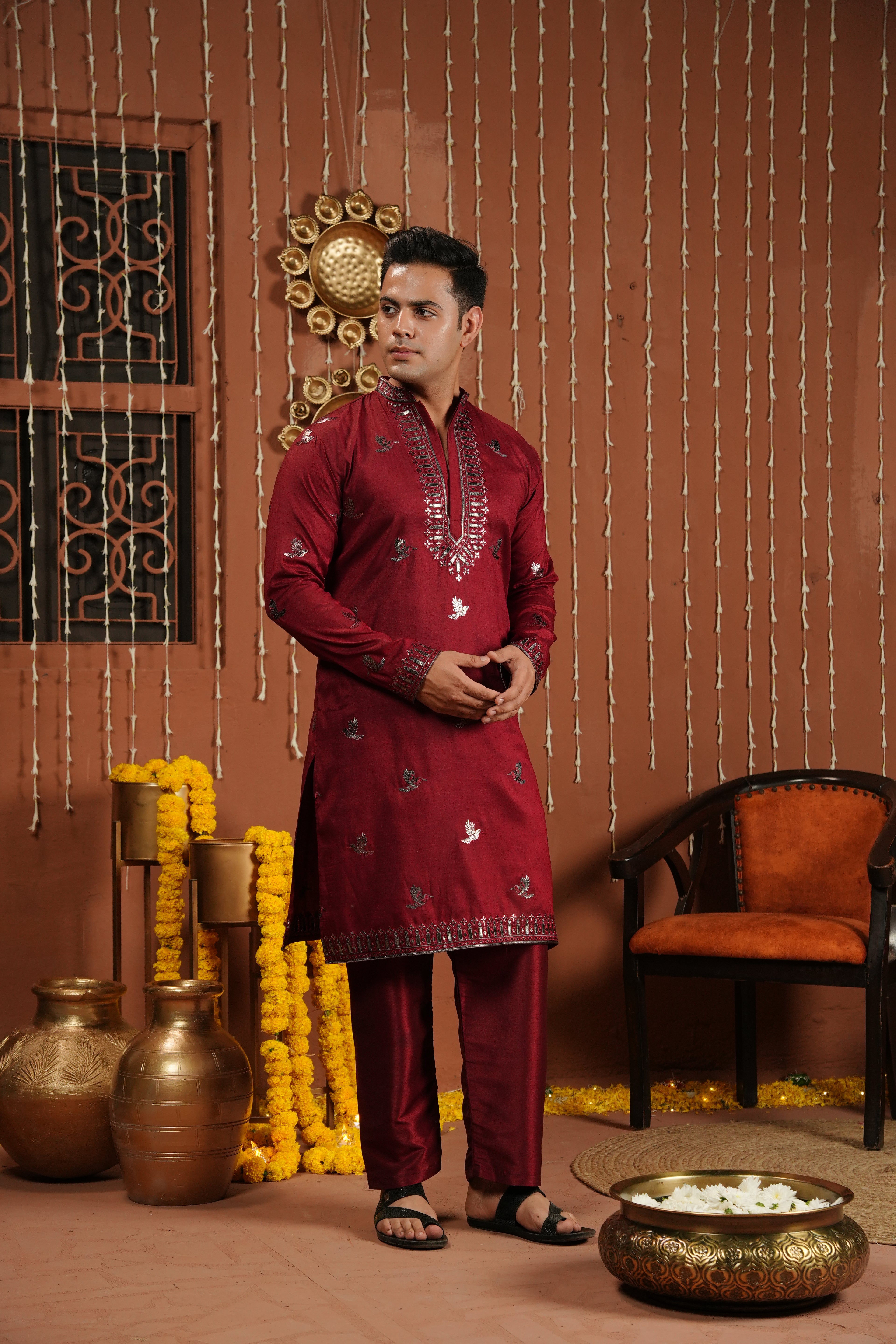 Rouge Royale — Mirror-Embroidered Silk Kurta