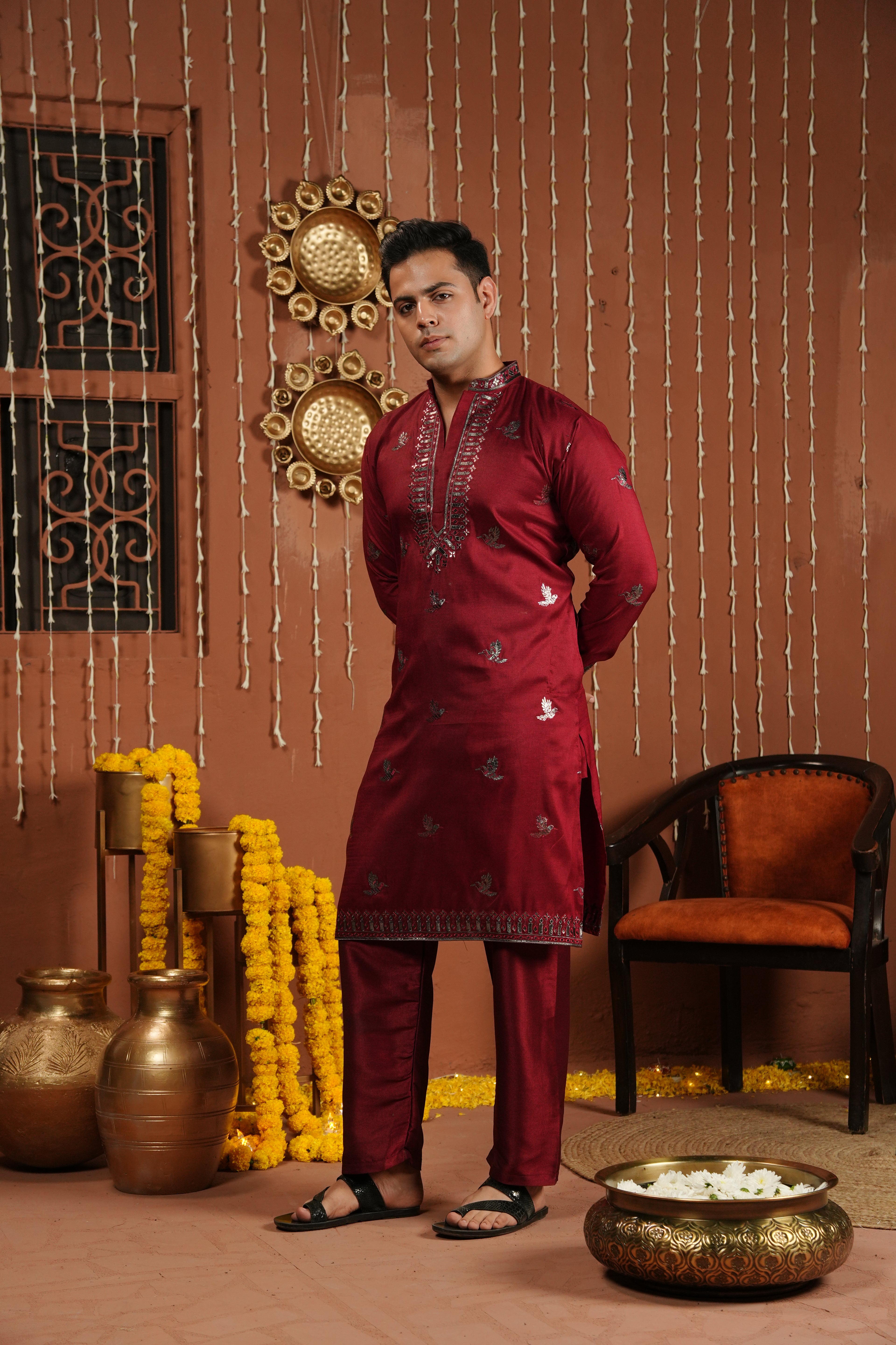 Rouge Royale — Mirror-Embroidered Silk Kurta