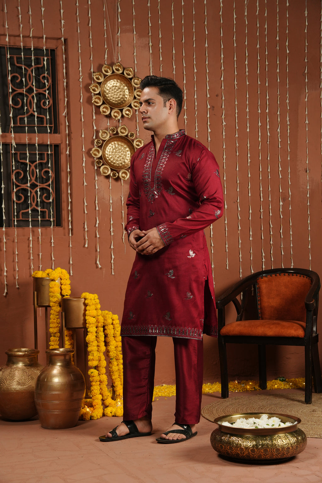 Rouge Royale — Mirror-Embroidered Silk Kurta